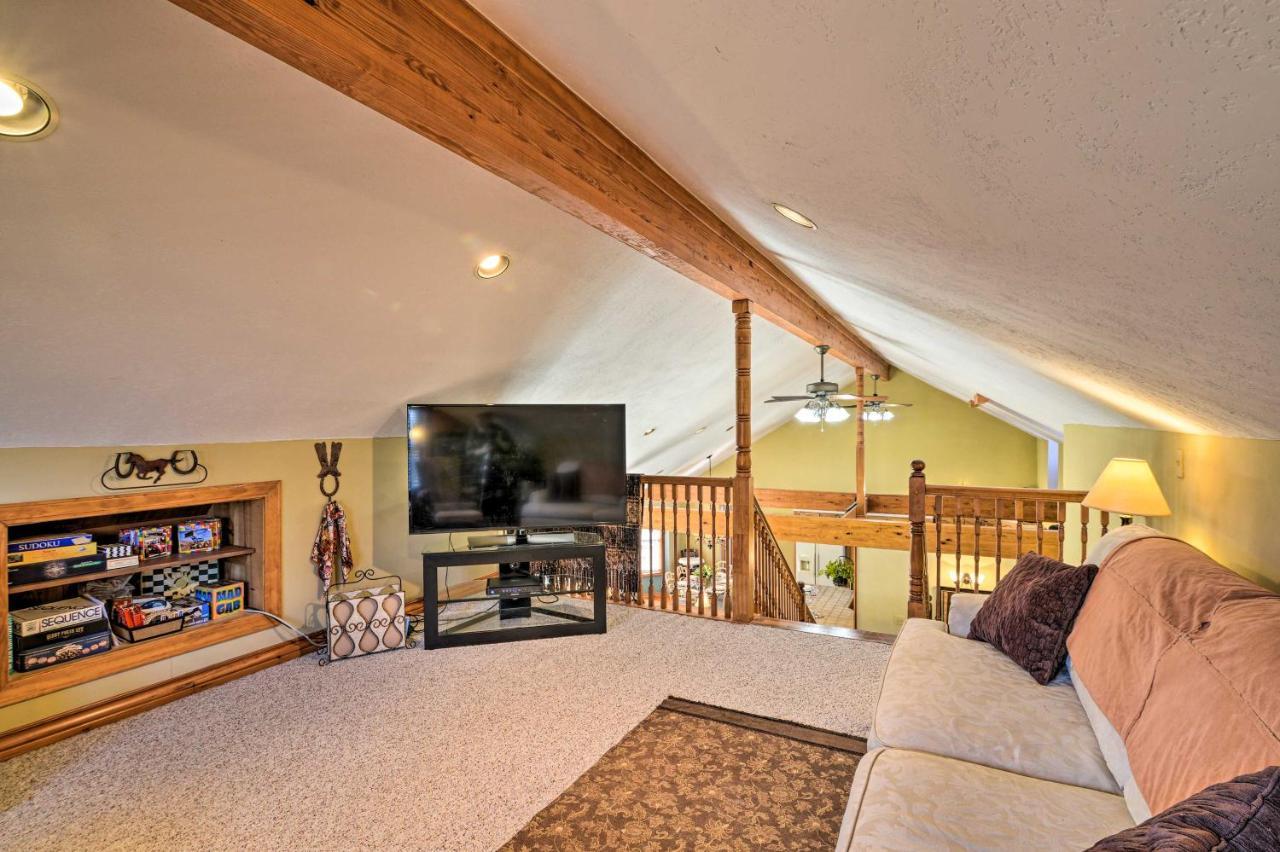 Private Family Home With Deck, Porch And Forest Views! McComas Beach Eksteriør bilde